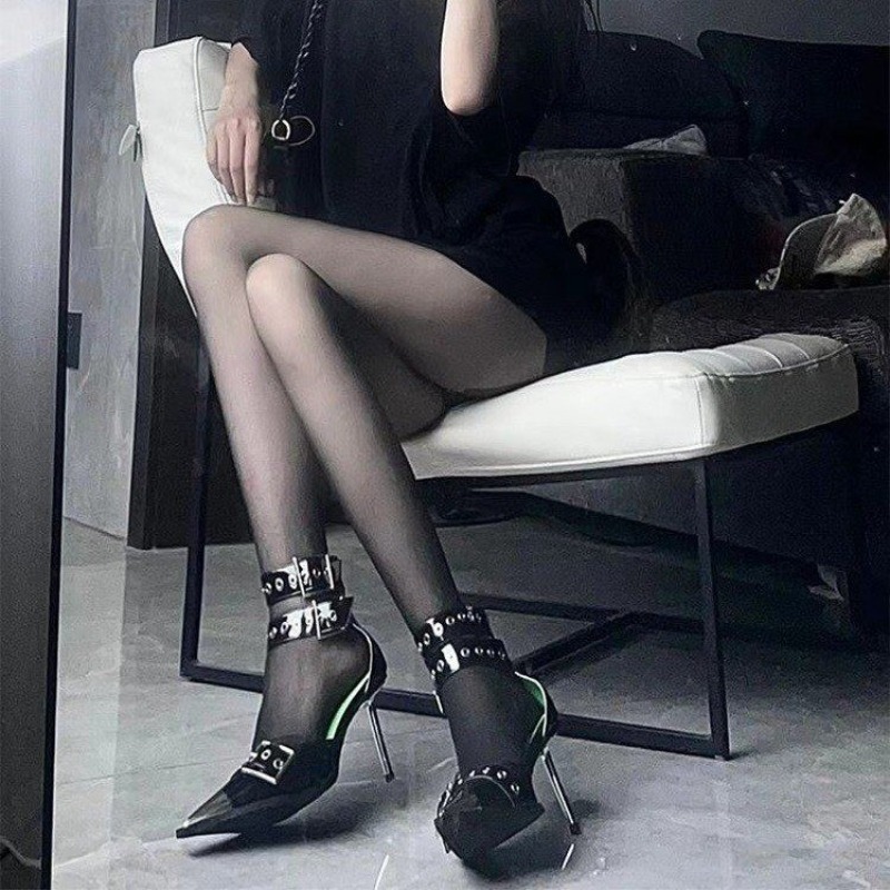 Super High Heel Metal Pointed  - Resistance Band ulasan dan harga